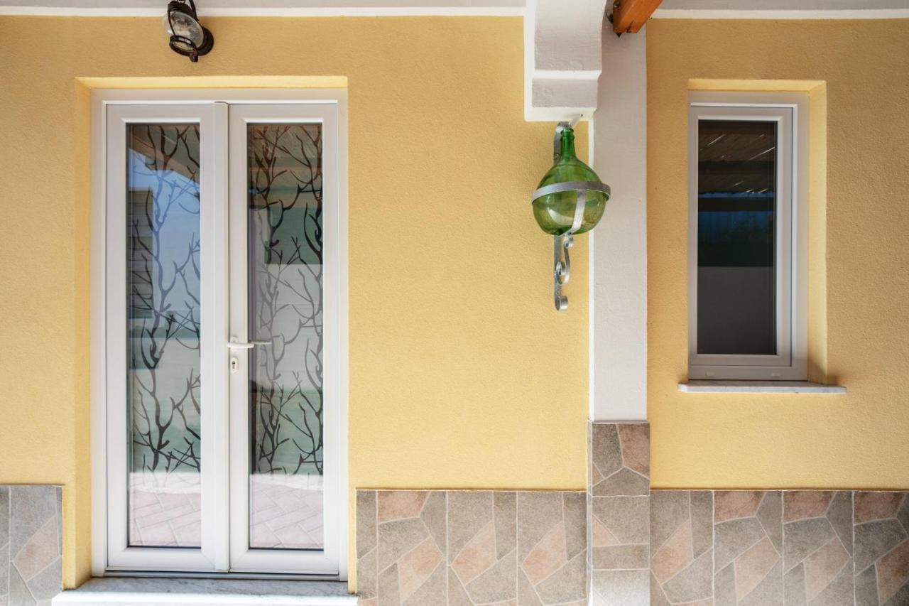 La Cantina dello Sgatto Procida Esterno foto